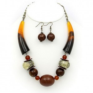 Necklace & Earrings Set – 12 Turquoise Stones w/ Faux Amber Horn Shape Charms - NE-PNE1473BRW